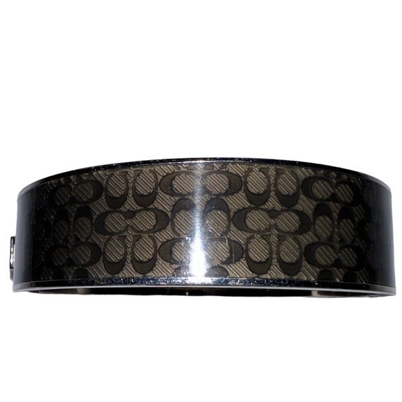 COACH BANGLE AUTHENTIC OPENS WITH PUSH CLASP SEE PICS - Picture 1 of 5